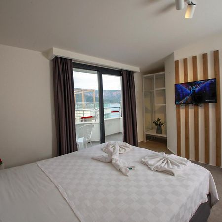Yuvam Prime Beach Hotel มาร์มาริส ภายนอก รูปภาพ