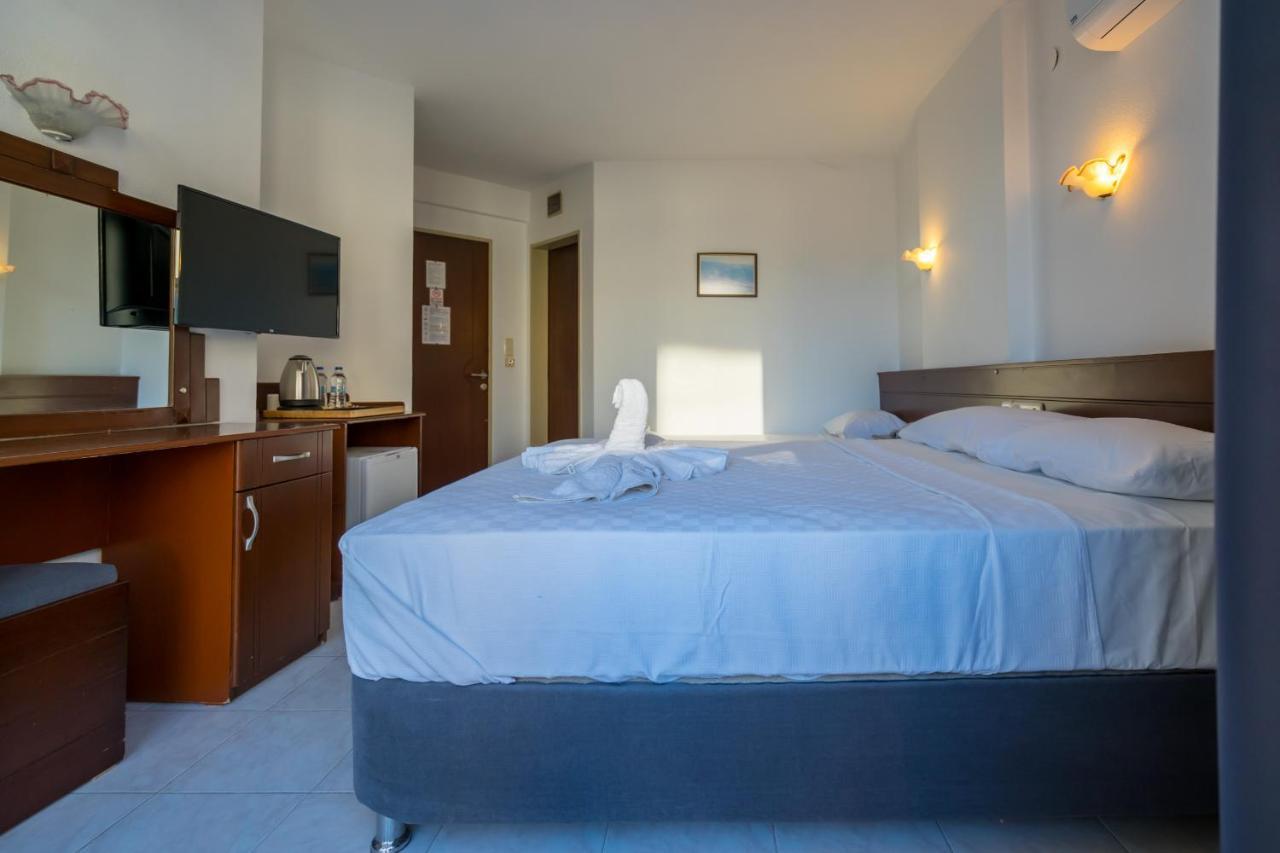 Yuvam Prime Beach Hotel มาร์มาริส ภายนอก รูปภาพ