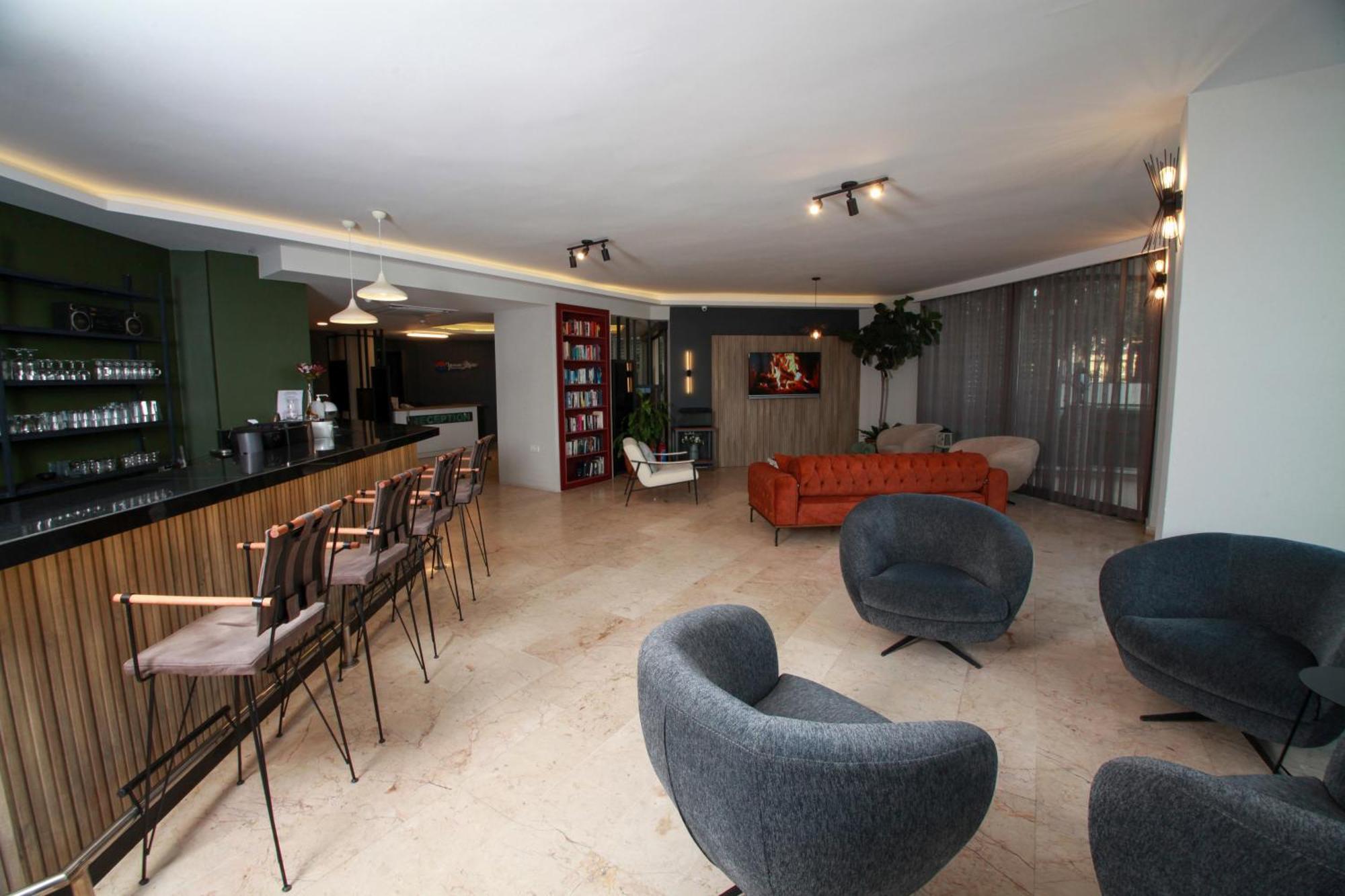 Yuvam Prime Beach Hotel มาร์มาริส ภายนอก รูปภาพ