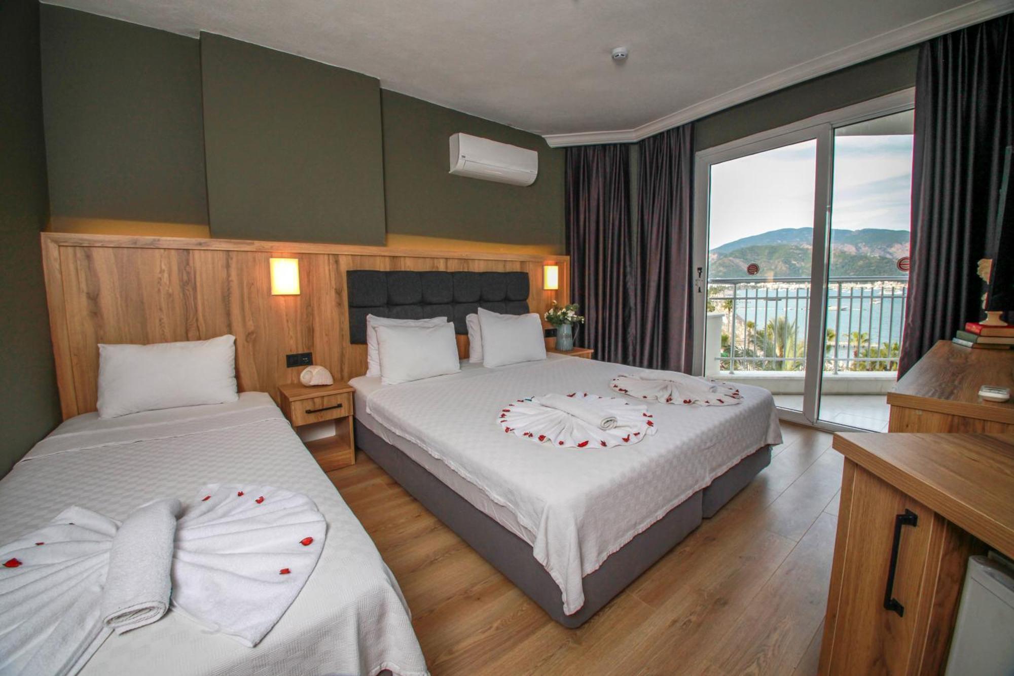 Yuvam Prime Beach Hotel มาร์มาริส ภายนอก รูปภาพ