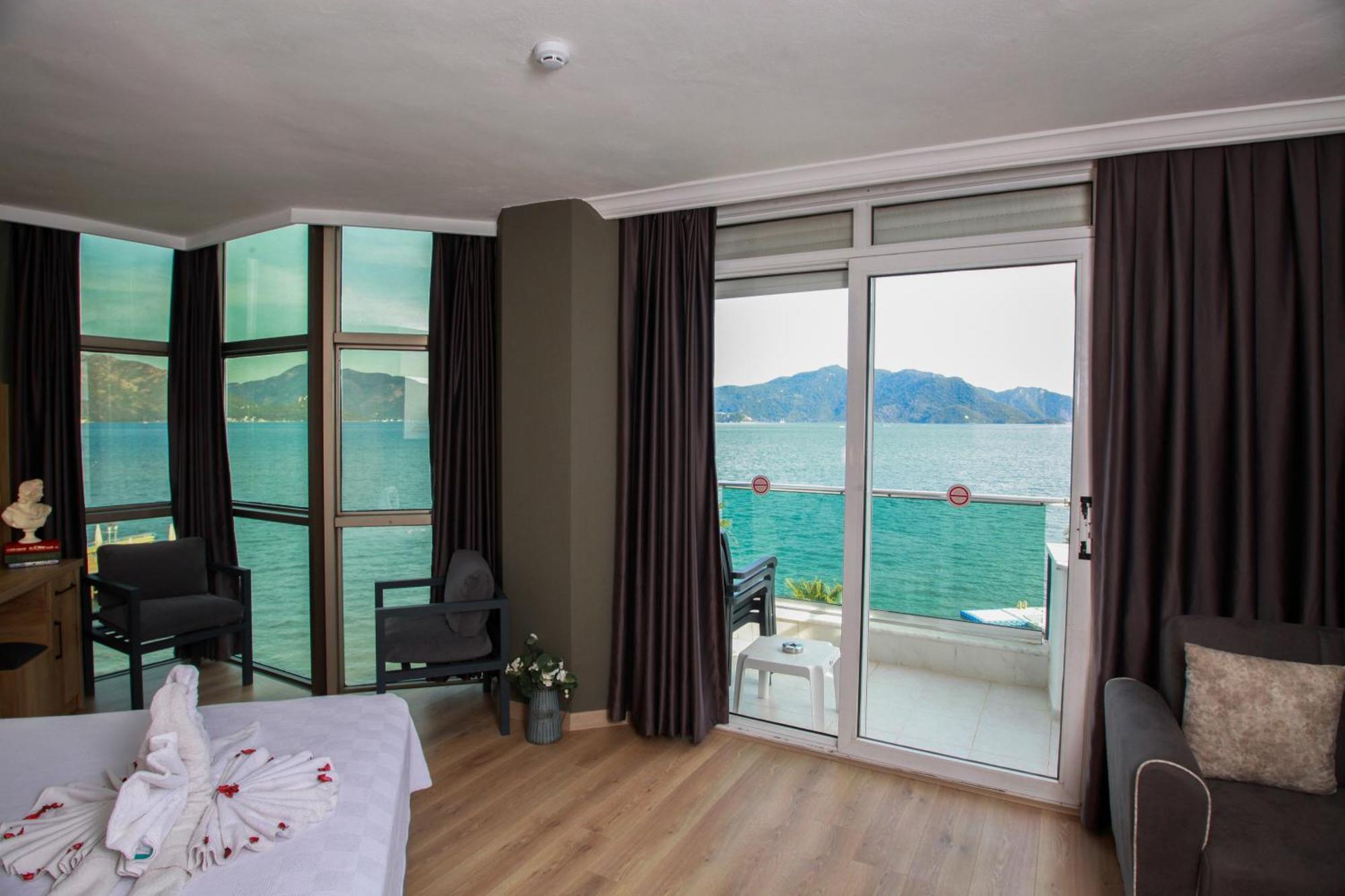 Yuvam Prime Beach Hotel มาร์มาริส ภายนอก รูปภาพ