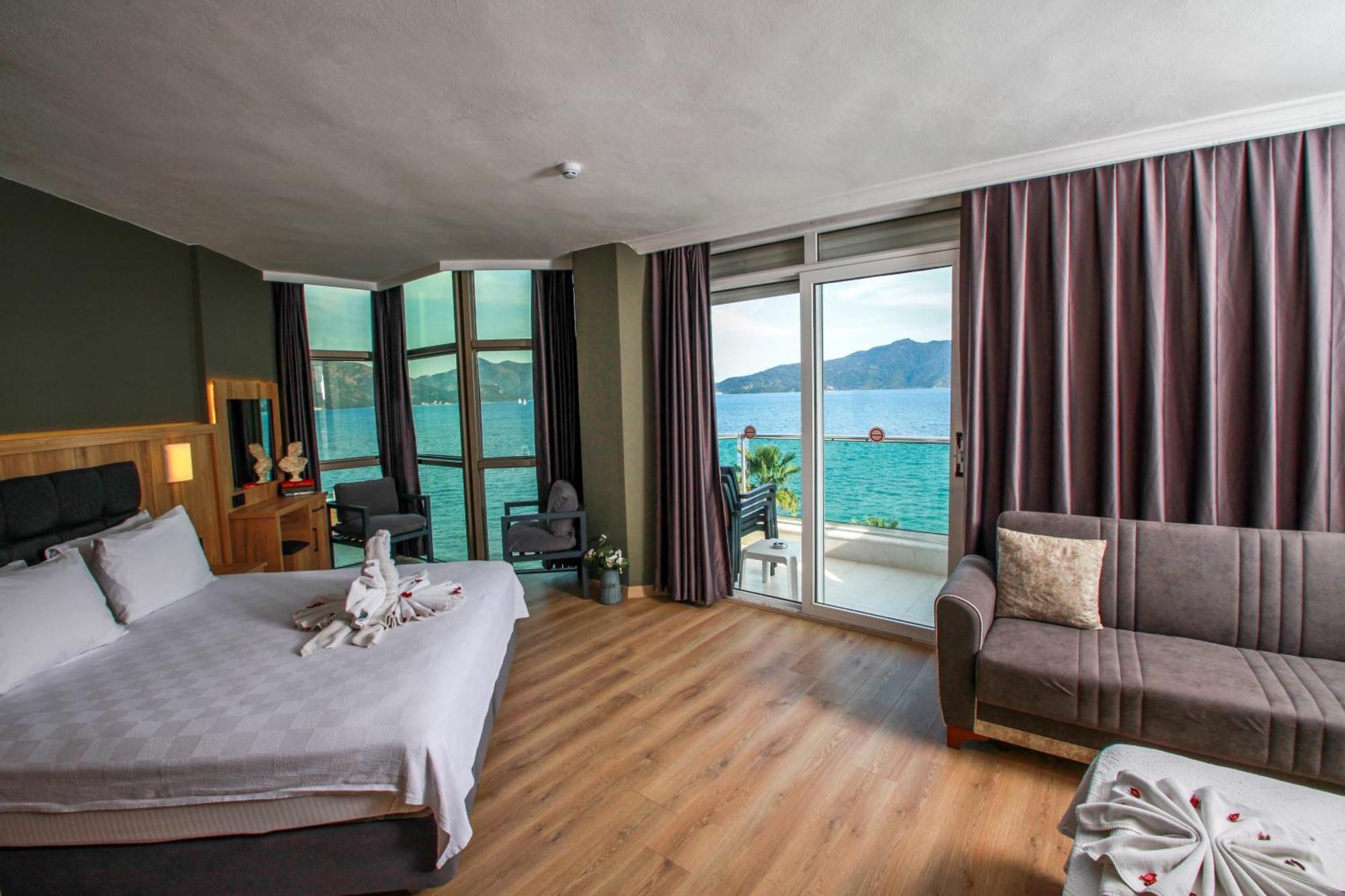 Yuvam Prime Beach Hotel มาร์มาริส ภายนอก รูปภาพ