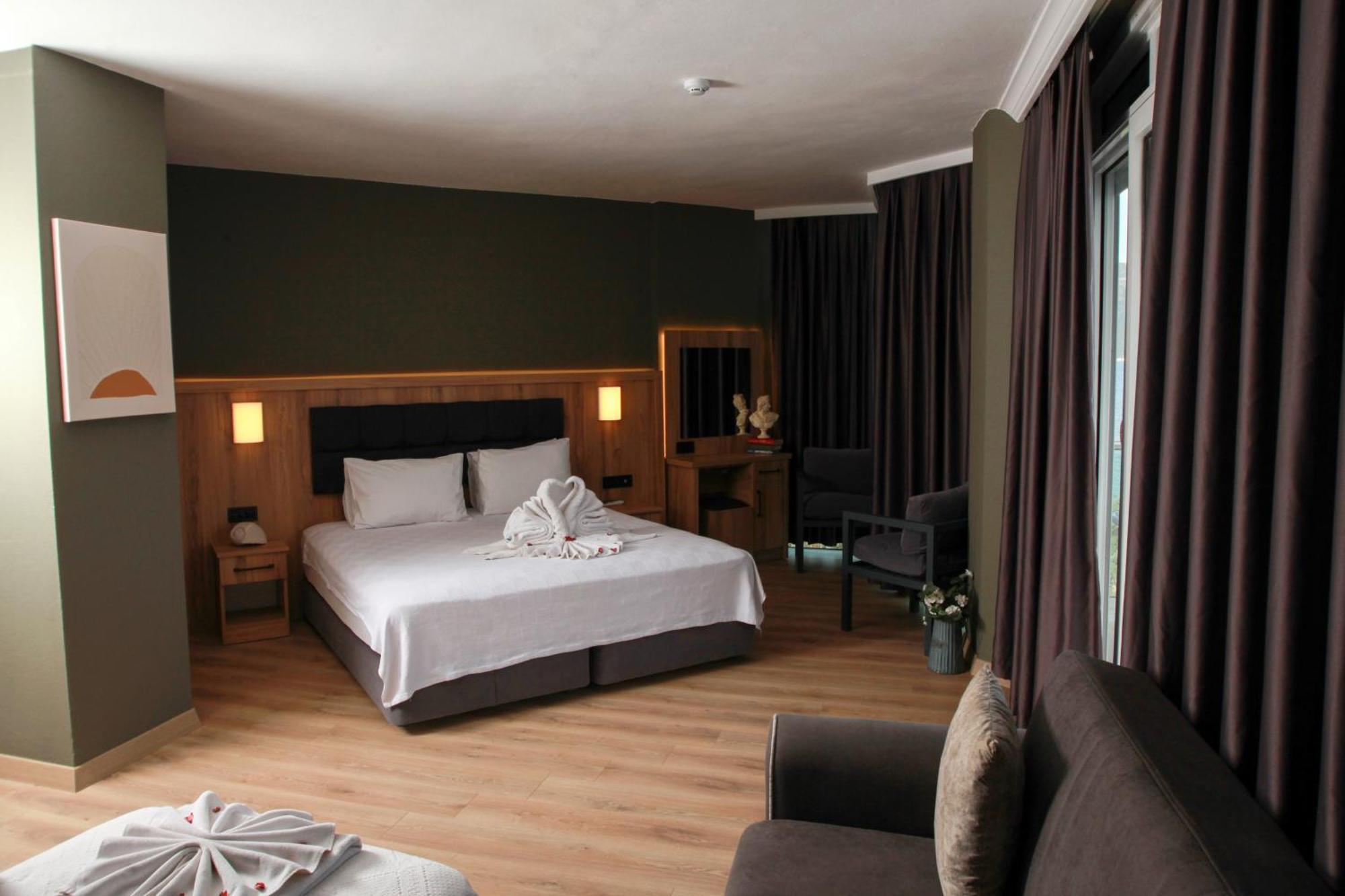 Yuvam Prime Beach Hotel มาร์มาริส ภายนอก รูปภาพ