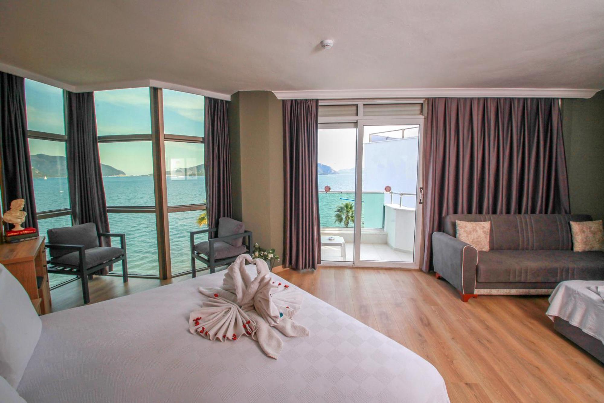 Yuvam Prime Beach Hotel มาร์มาริส ภายนอก รูปภาพ